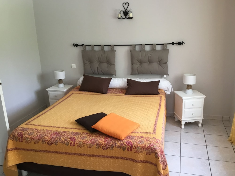 Quadruple Room, Accessible (Mandarine) photo 1