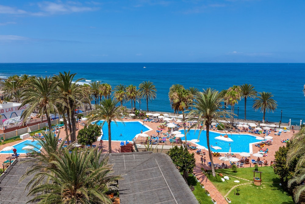 Standard Triple Room, Oceanfront (2 Adults + 1 Child)