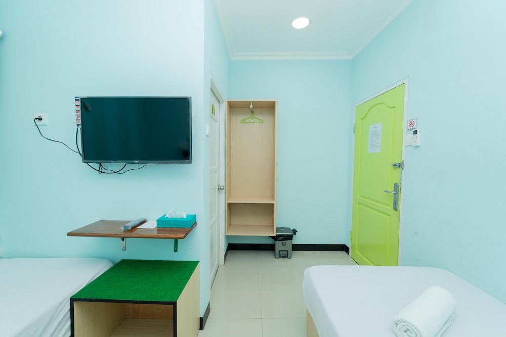 Twin Room - Photo 5