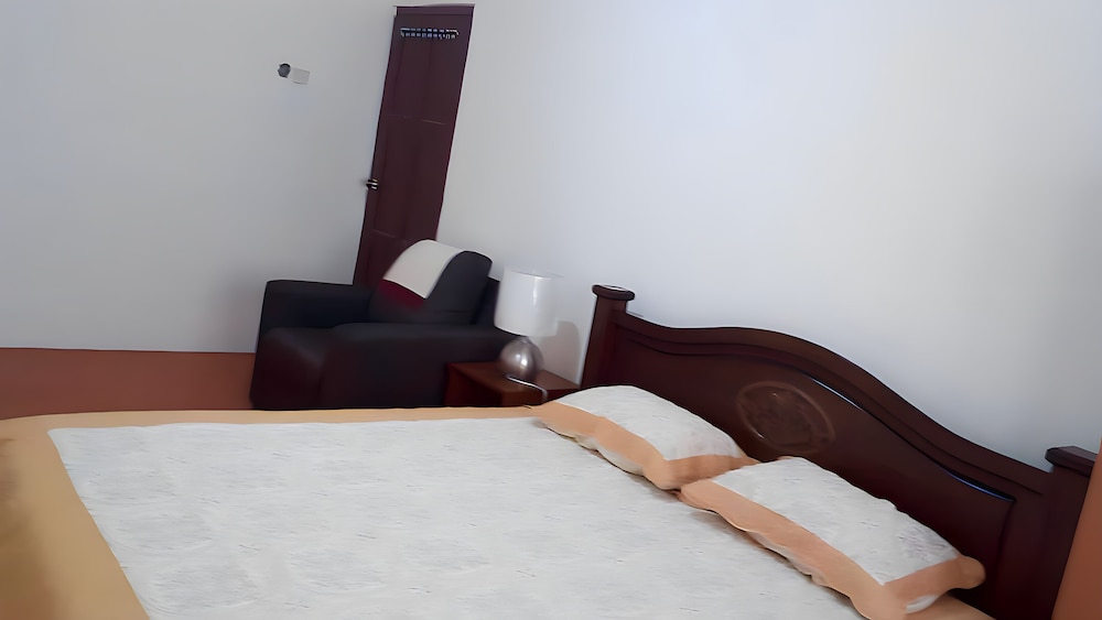Basic Apartment photo 1