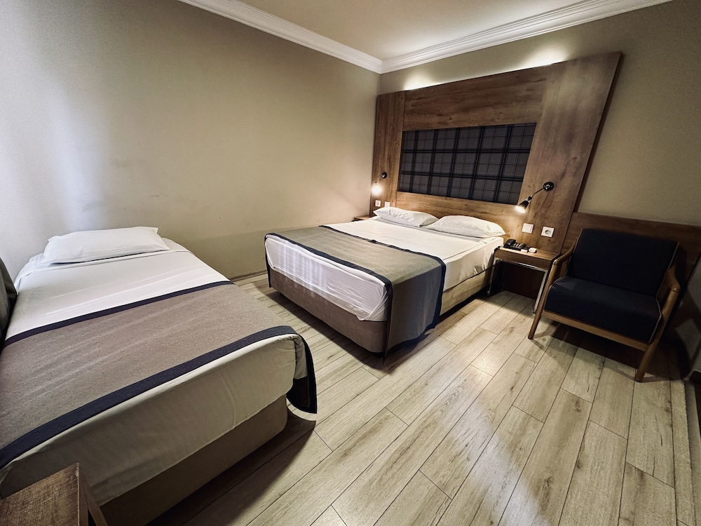 Triple Room photo 2