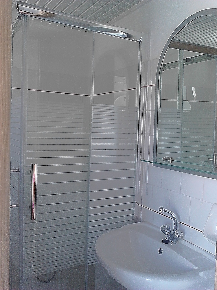 Family Apartment, Sea Facing photo 3
