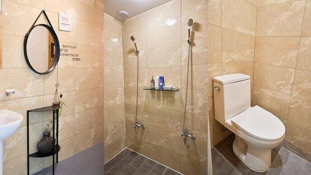 Room (Somang (Private)) - Photo 11