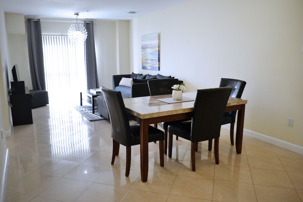 SH 310 photo 2