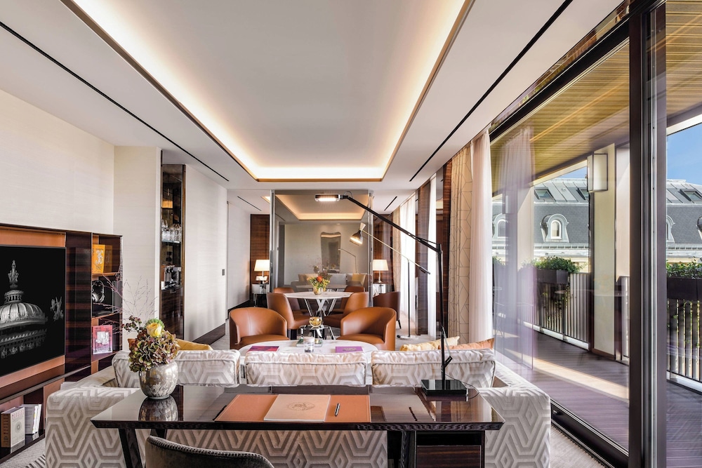 Executive Suite, Terrace