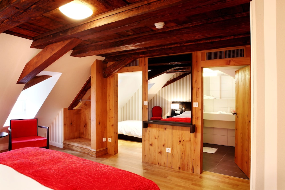 Superior Triple Room photo 2
