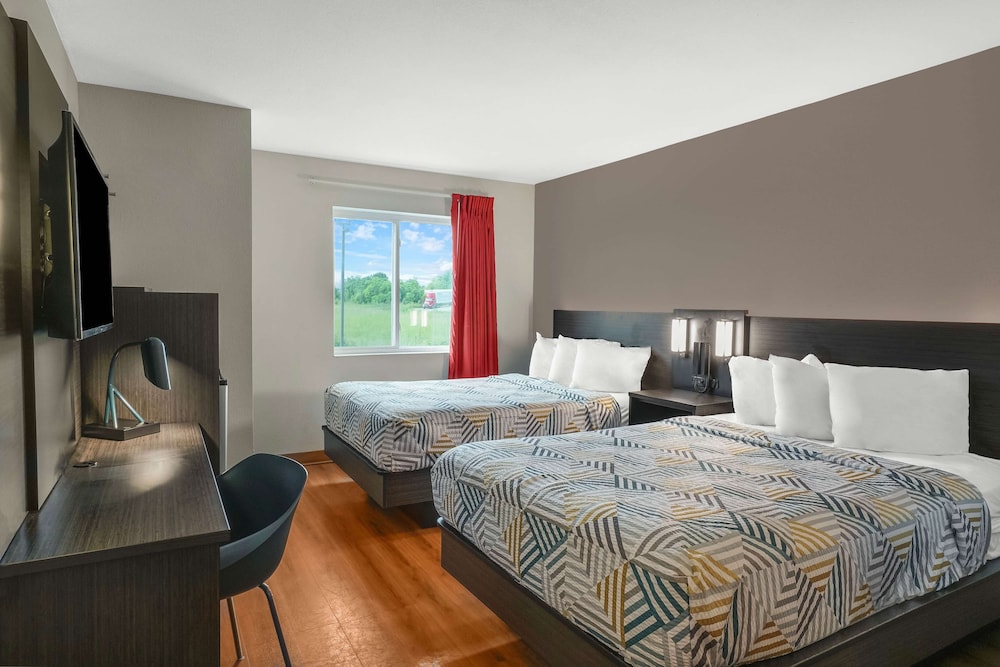 Standard Room, 2 Double Beds, Non Smoking, Refrigerator & Microwave - Photo 2
