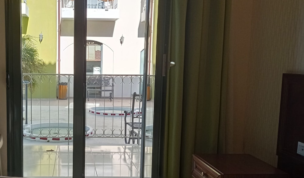 Classic Room with Inland View photo 3