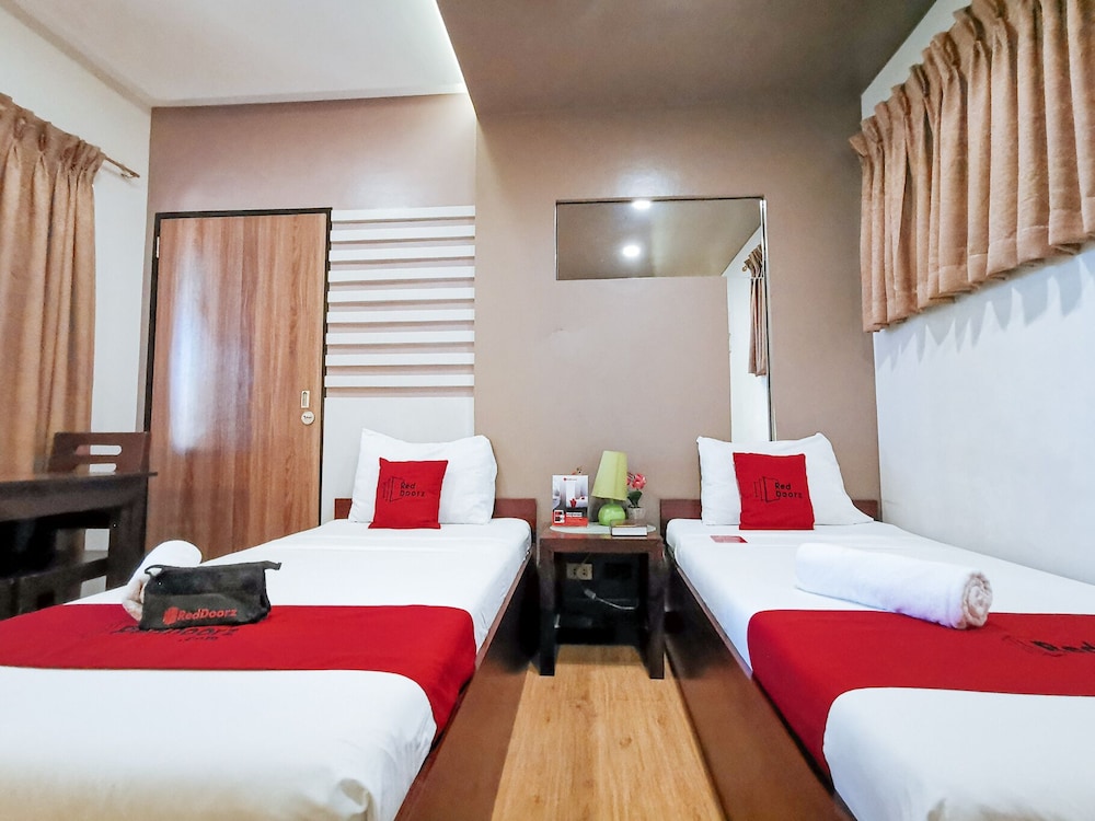 Twin Room - Photo 4