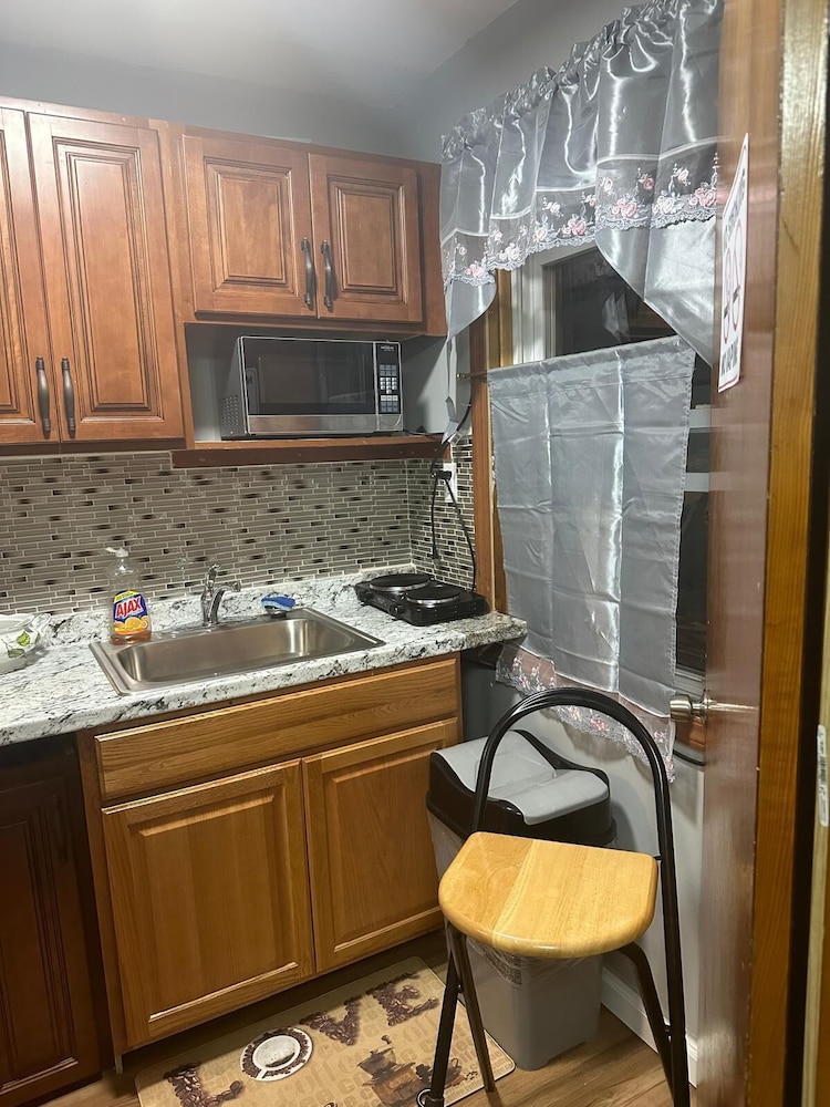 Executive Studio Suite, 2 Queen Beds, Non Smoking, Private Bathroom photo 3