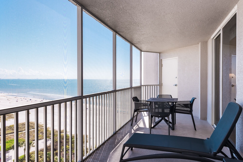 Gulf View Suite - Photo 3