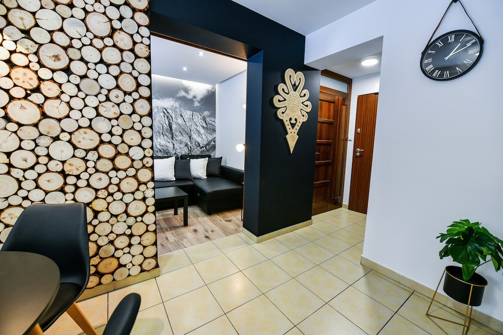 Classic Apartment - Photo 16