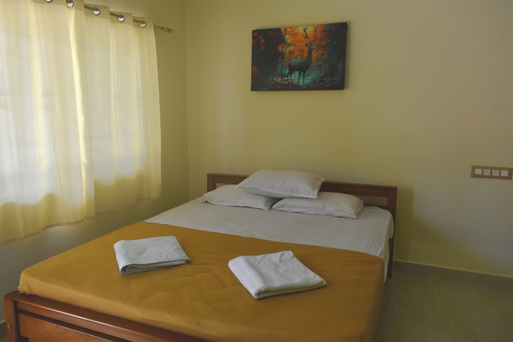 Standard Double Room, Garden View