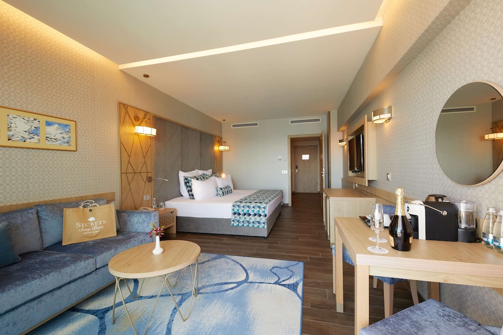 Deluxe Double Room, Balcony, Sea View (Preferred CLub) photo 1