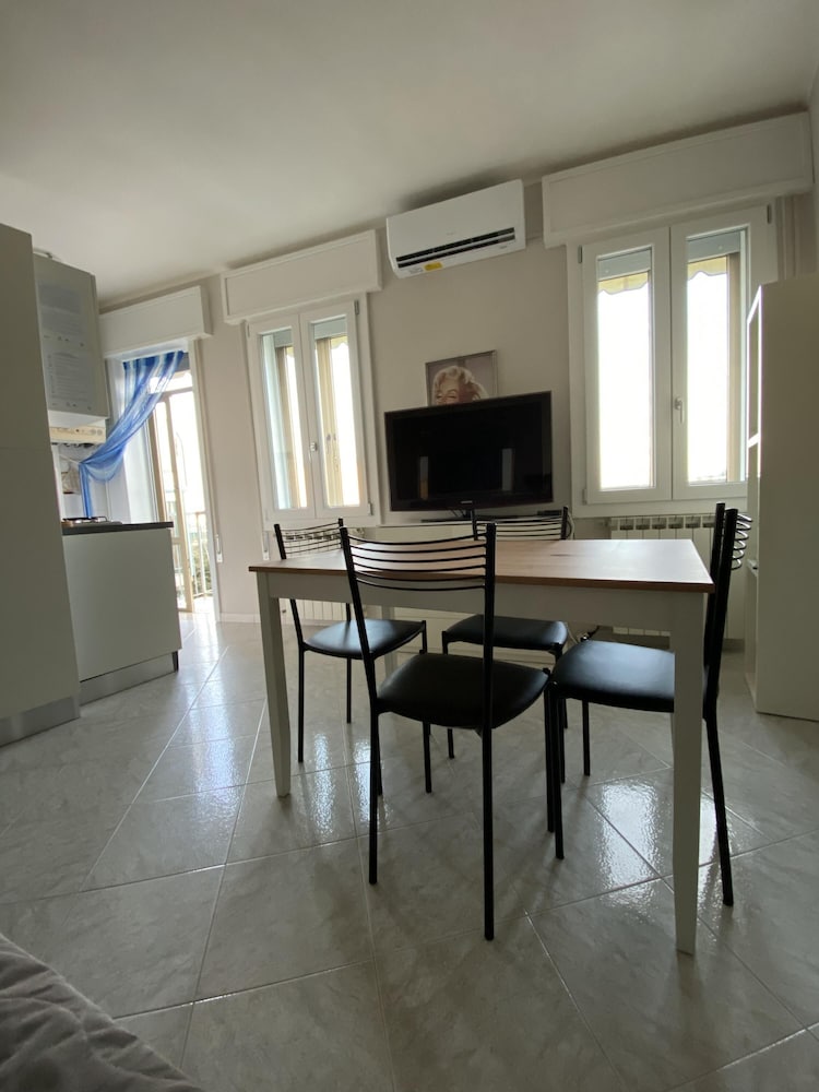 Apartment photo 3