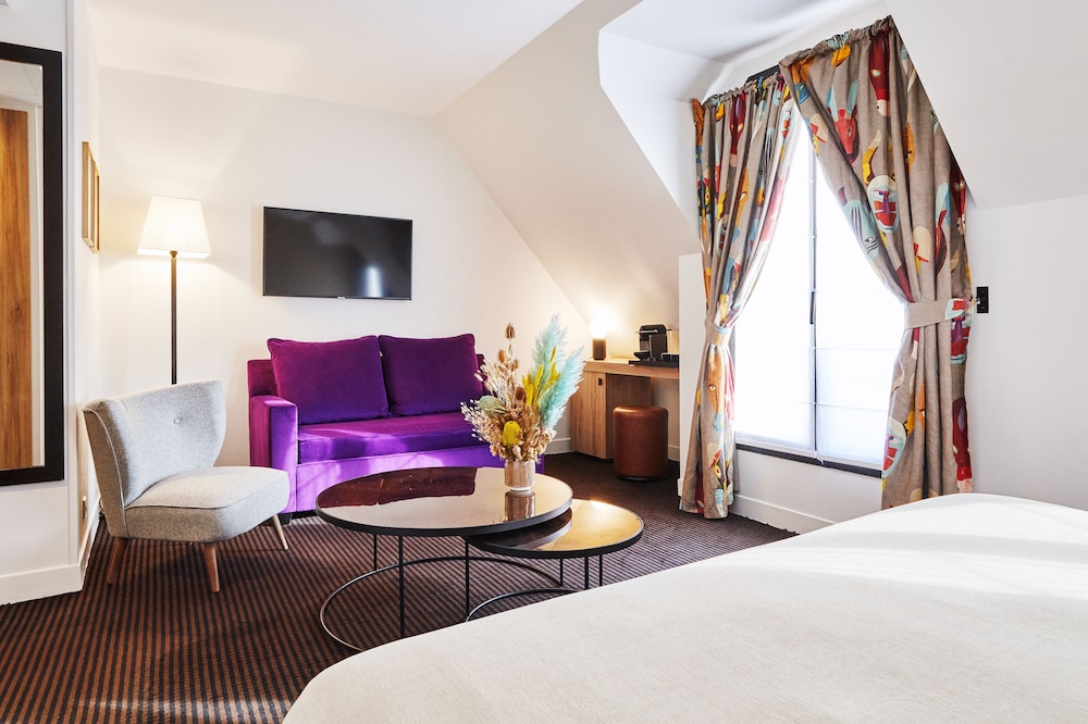 Junior Suite (Eiffel Tower) thumbnail 5