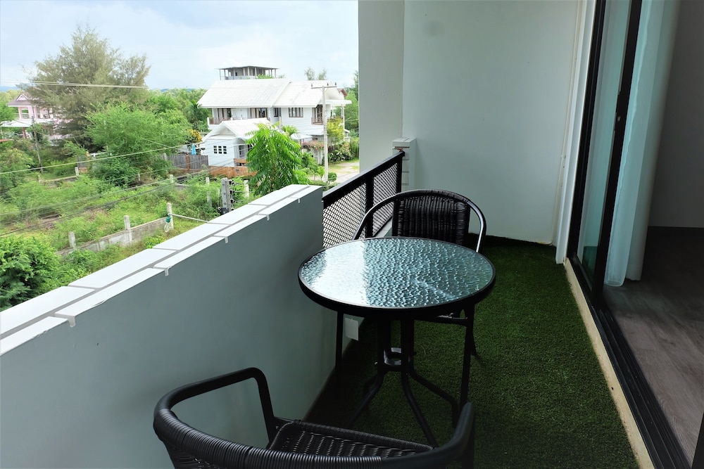 Standard Room - Photo 8