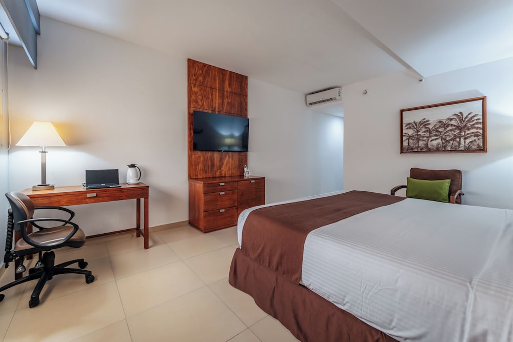 Standard Room - Photo 1