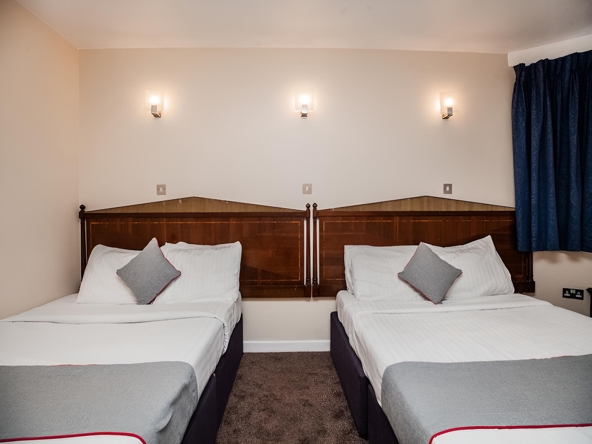 Deluxe Quadruple Room photo 3