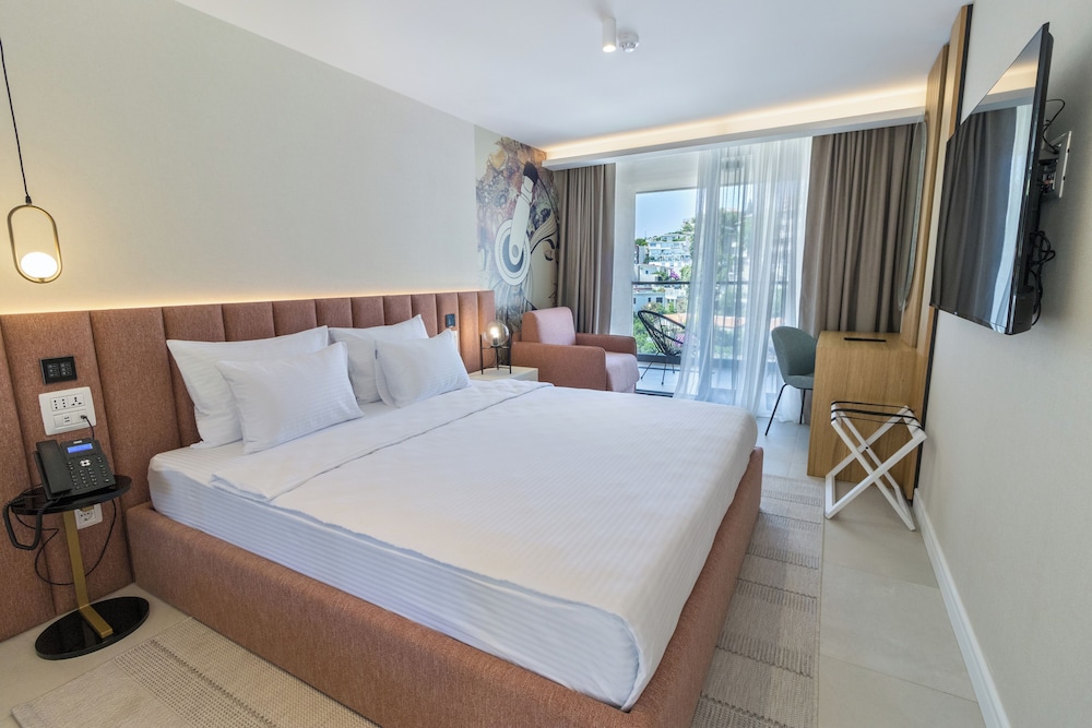 Premium Triple Room, Non Smoking, Sea View