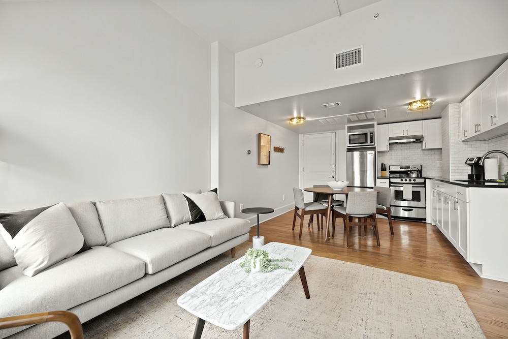 One Bedroom Apartment