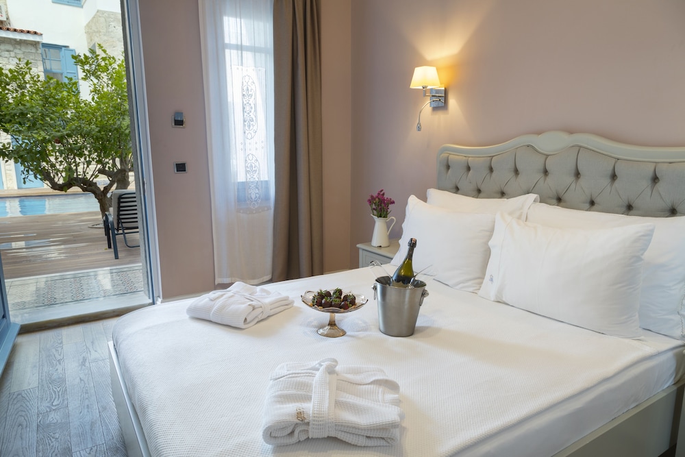 Deluxe Room, Garden Floor