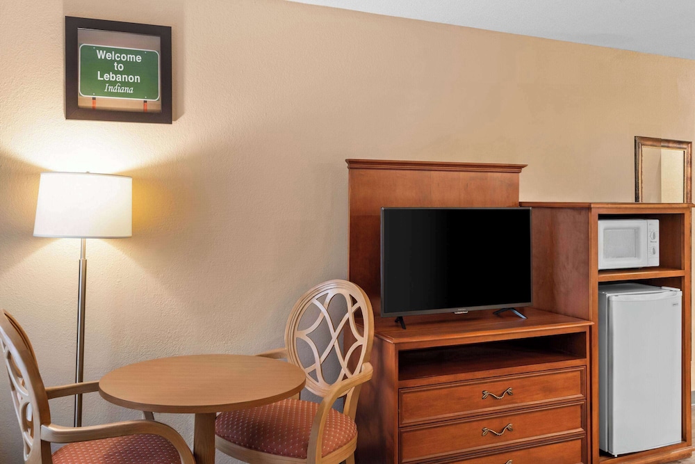 Suite, 1 King Bed, Non Smoking - Photo 10