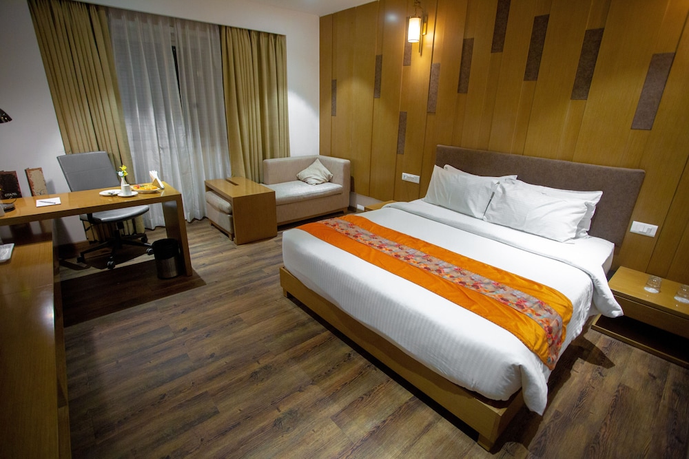 Business Room - Photo 1