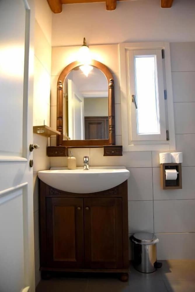 Junior Studio Suite photo 2
