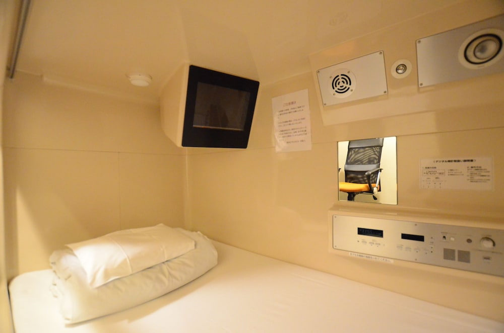 Private Capsule Room, 1 Twin Upper Bed photo 2