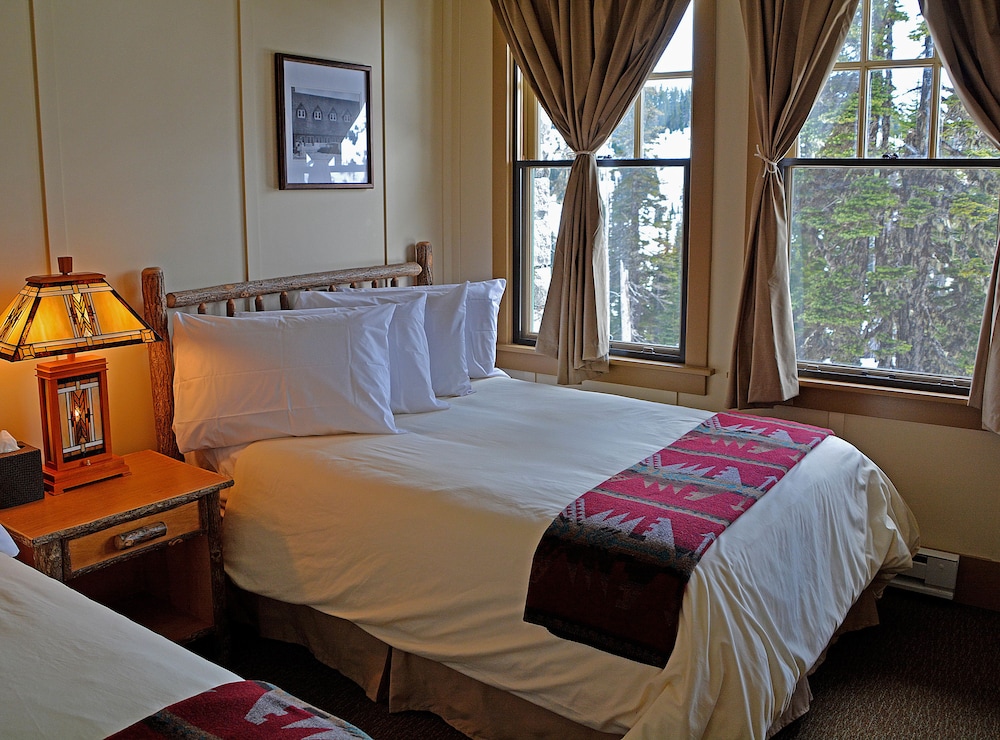 Standard Quadruple Room, 2 Double Beds, Accessible, Private Bathroom photo 1