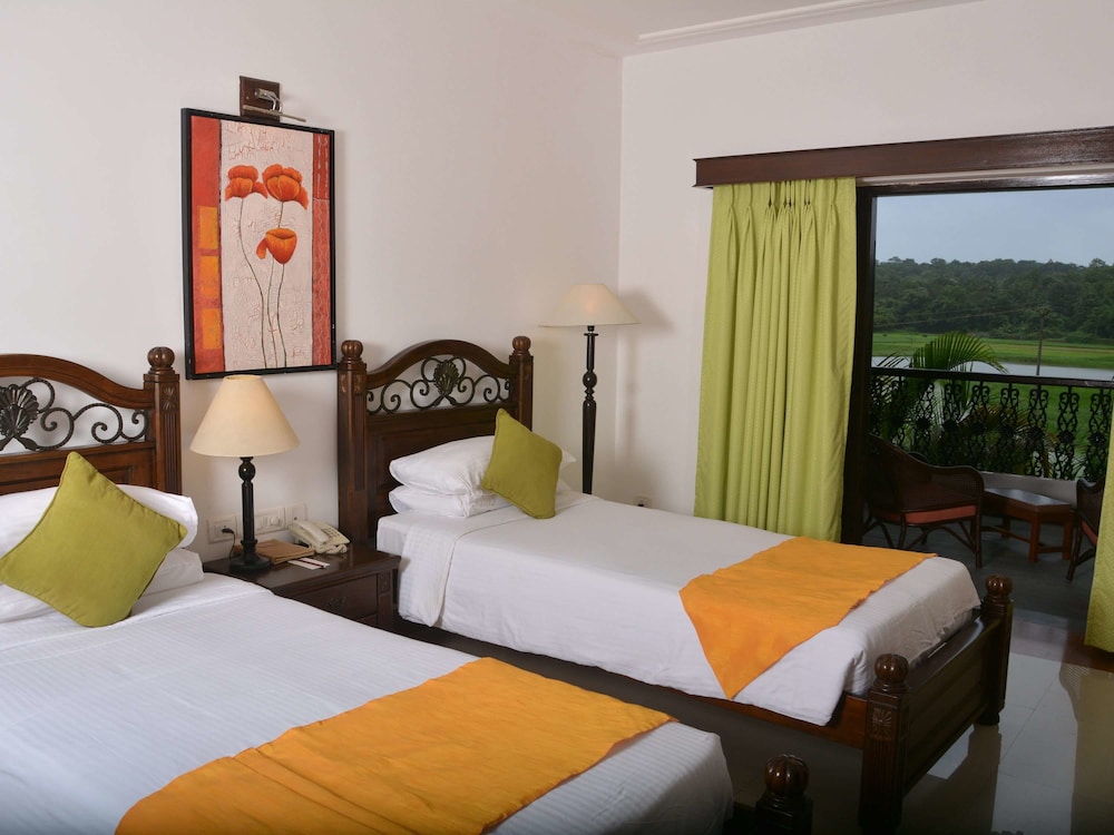 Superior Twin Room, 2 Twin Beds, Balcony, Garden View photo 1