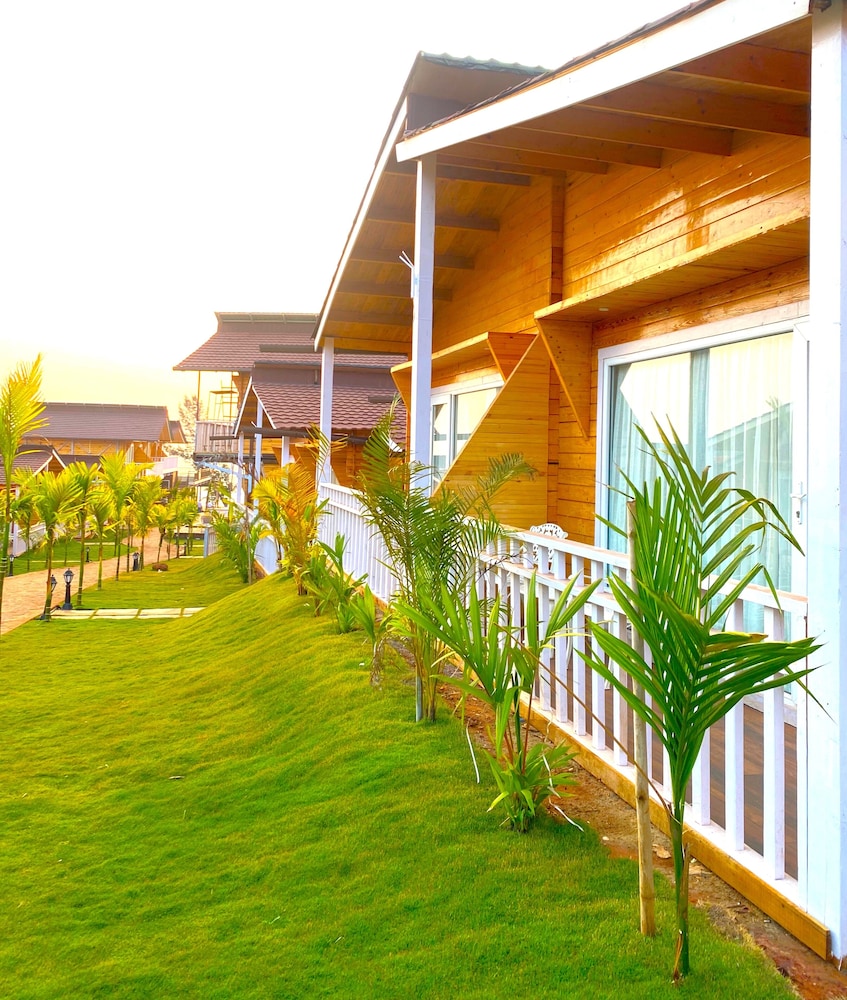 Oralia Garden View - Photo 2