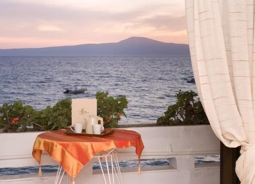 Apartment, 2 Bedrooms, Sea View photo 2