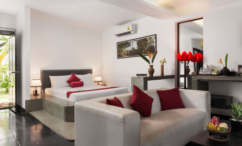 Family Suite with Private Pool