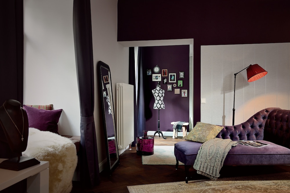 Large Room (Single Use) thumbnail 5