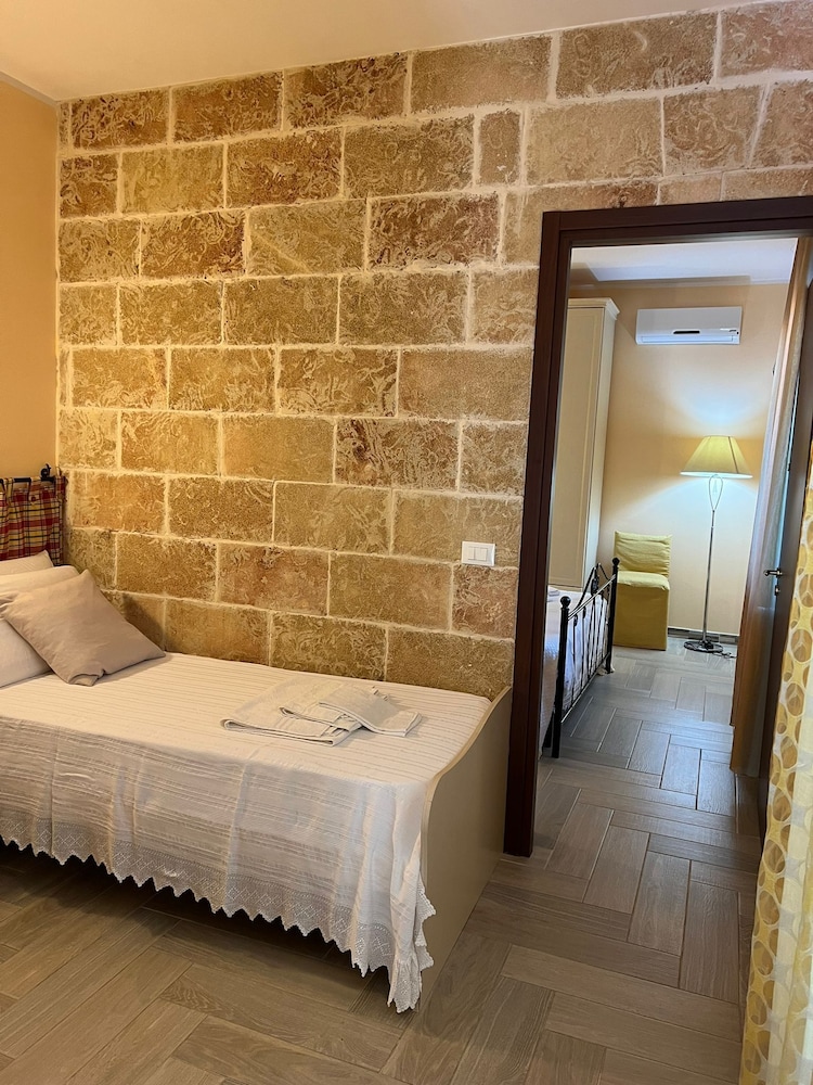 Comfort Triple Room, Terrace photo 2