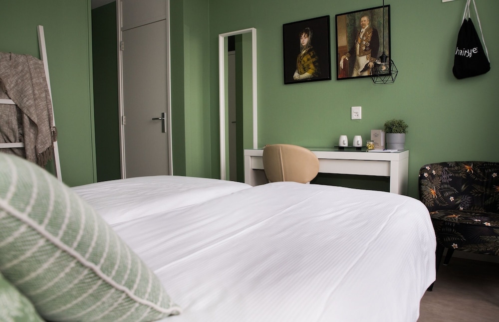 Double Room, Balcony (Inner Courtyard View) photo 2