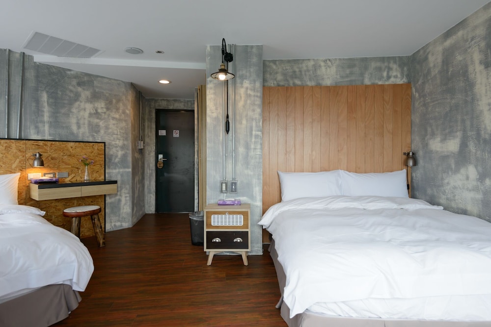 Deluxe Twin Double Room With Private bathroom photo 3