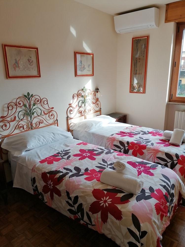 Standard Twin Room, 2 Twin Beds photo 2