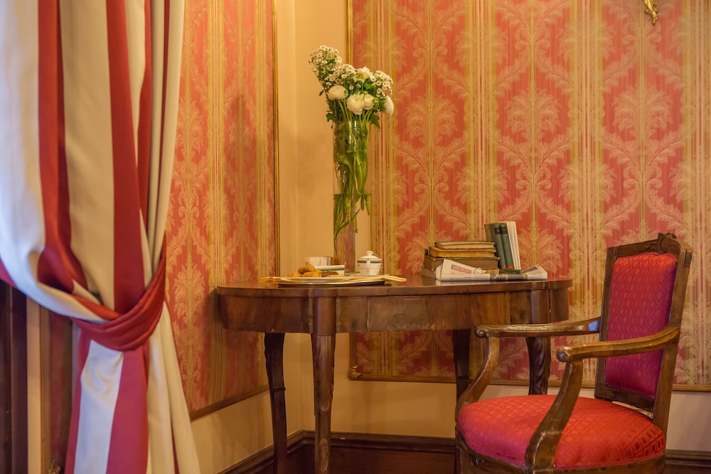 Deluxe Room (Grand) - Photo 5