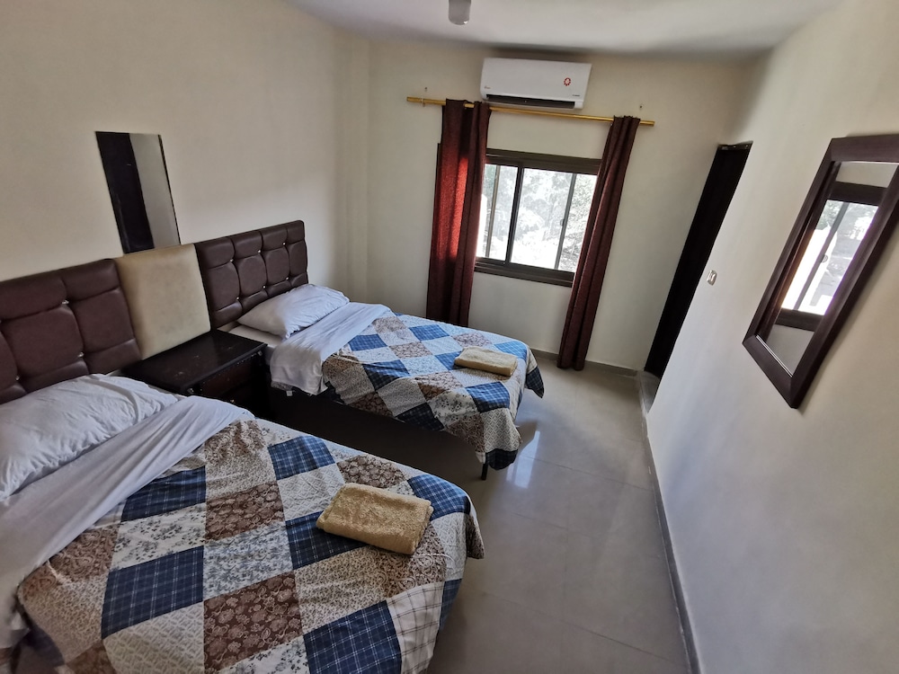Double or Twin Room - Photo 7