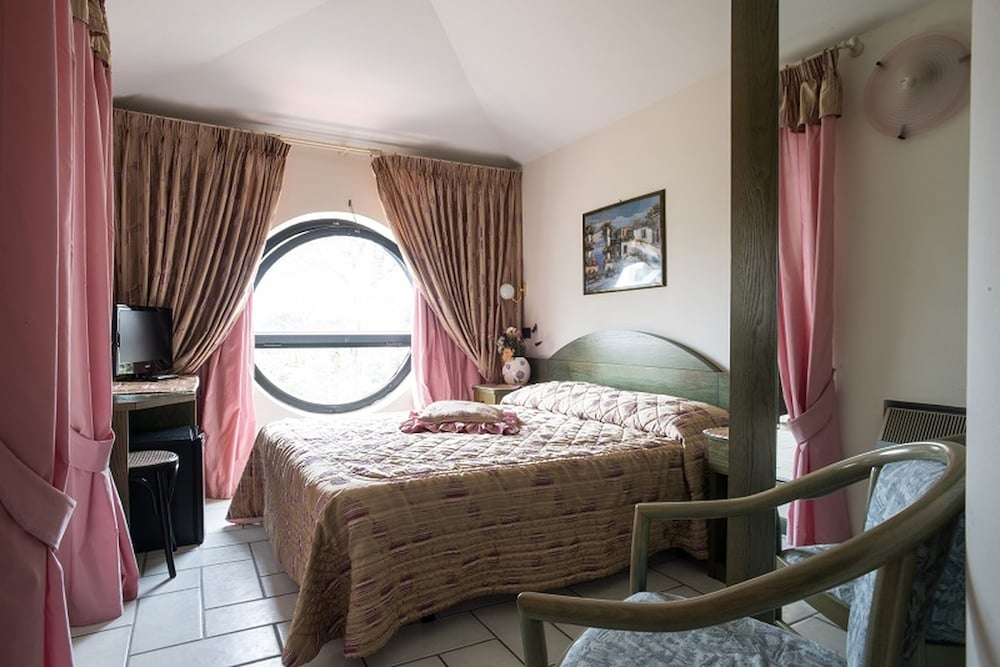 Business Double or Twin Room photo 1