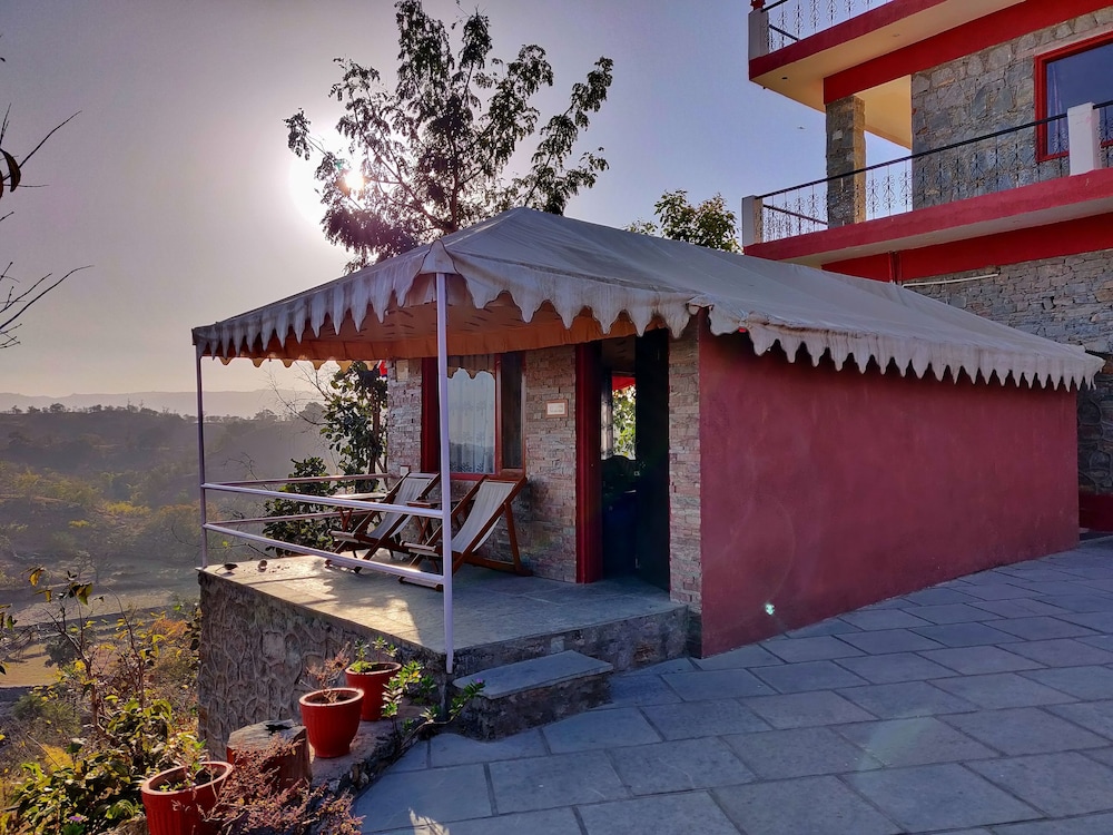 Luxury Cottages - Photo 1