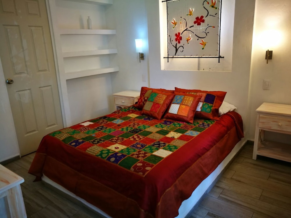 Deluxe Double Room, 1 King Bed photo 1
