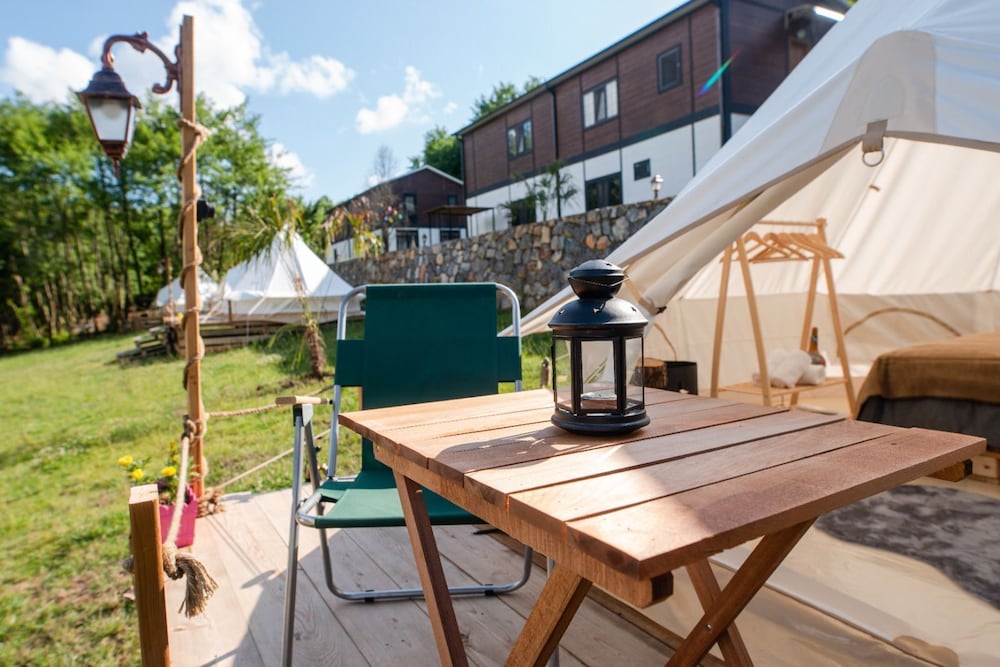 Basic Tent photo 2