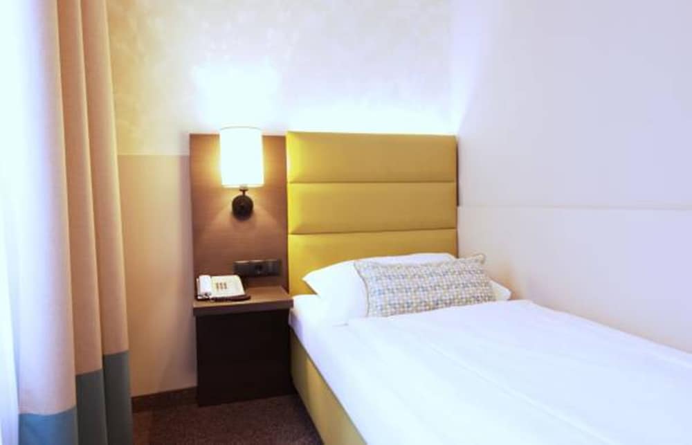 Superior Single Room