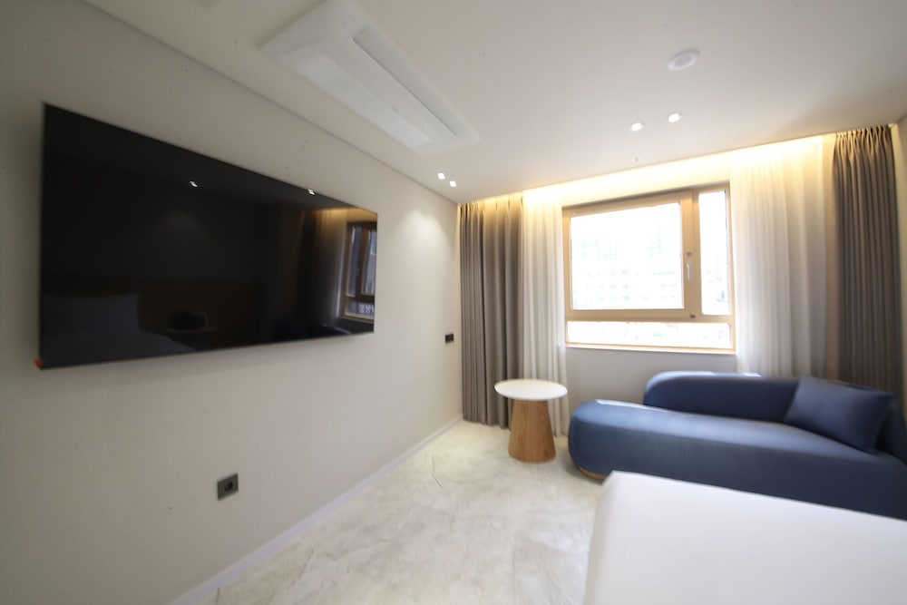 Business Double Room - Photo 2