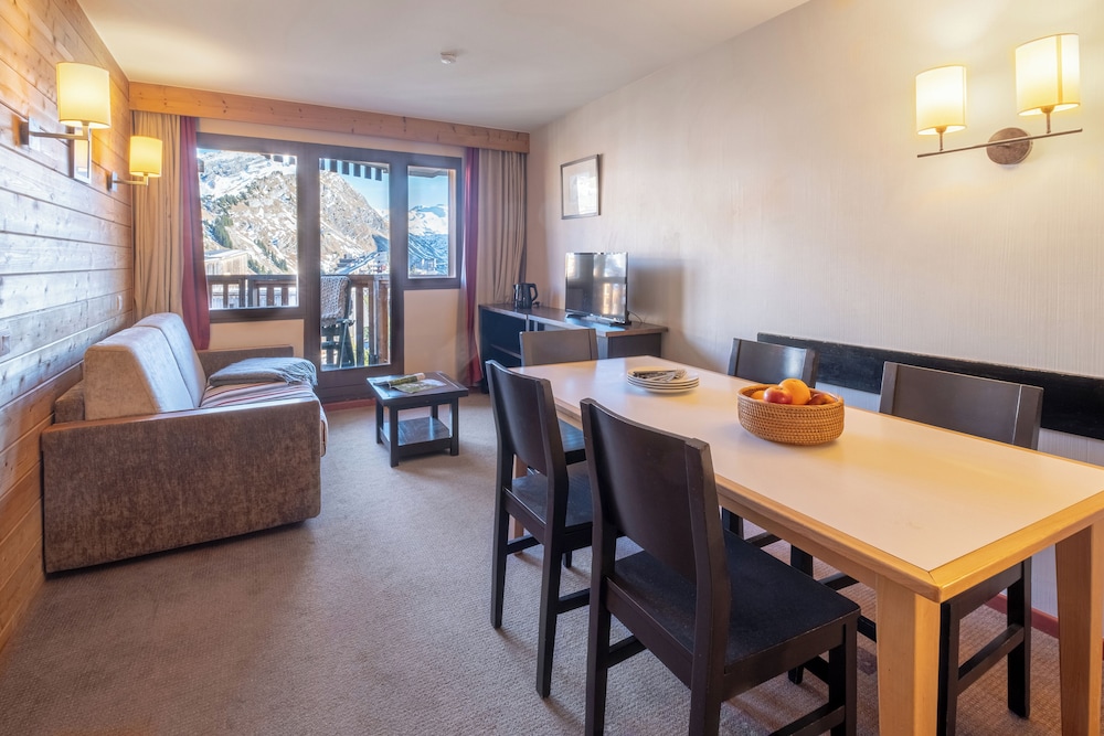 Apartment 6 people - 1 bedroom + 1 sleeping alcove photo 1
