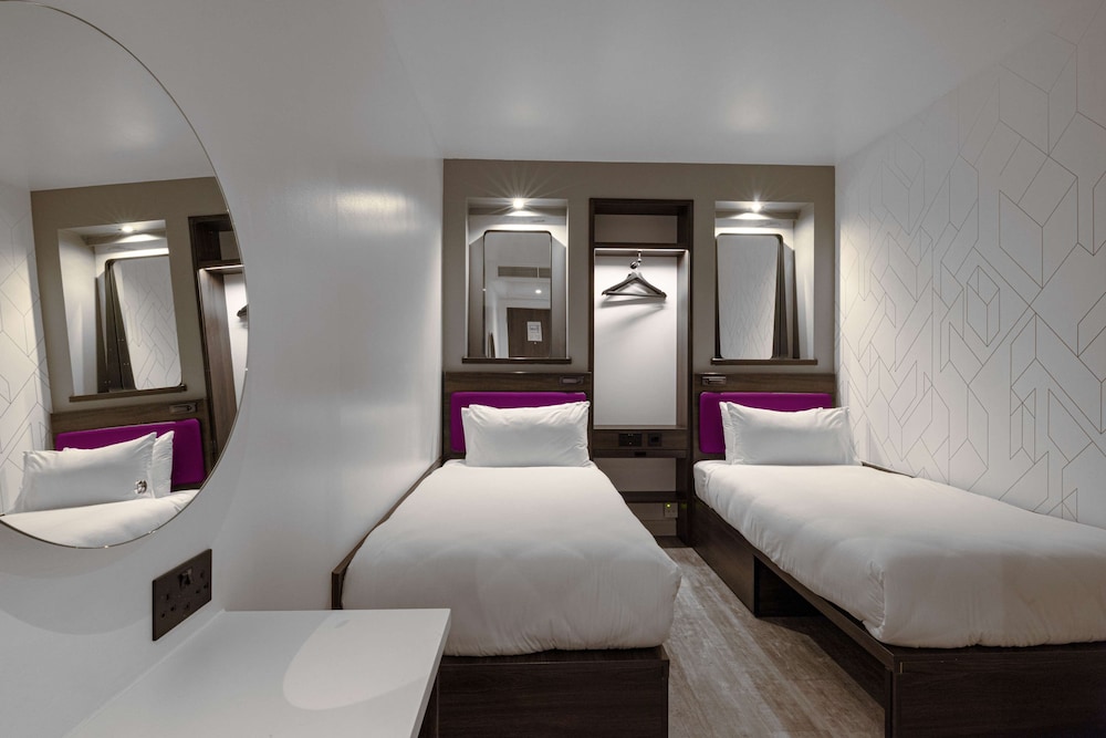 Twin Room photo 1
